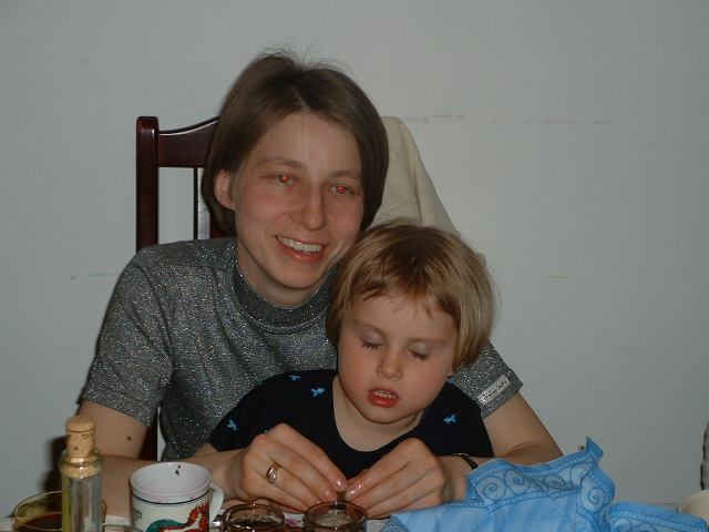 Asia i Gabrysia - oczka lepiej zamykac, zeby nie byly czerwone!